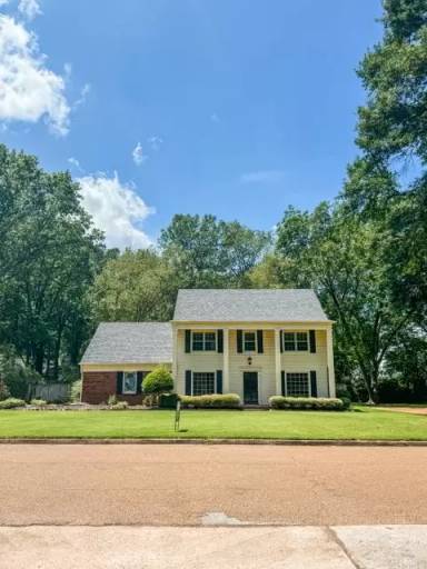 Main picture of 1695 Old Mill Rd