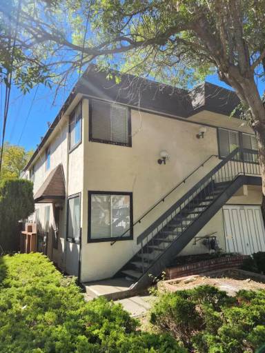 Main picture of 1110 Douglas Ave