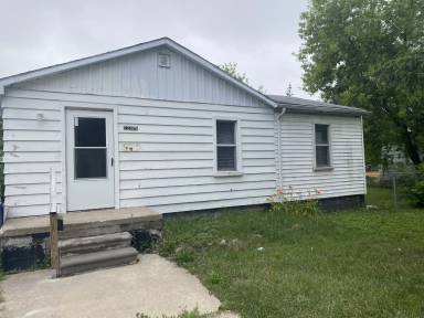 Main picture of 22375 Columbus Ave