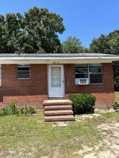 Main picture of 4941 Fieldcrest Dr