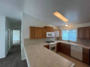 Main picture of 3221 Turtle Creek Dr