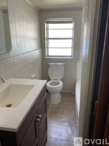 Main picture of 4501 E 39th St