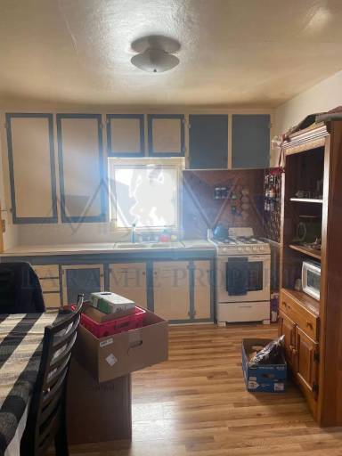 Main picture of 911 S 9th St