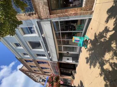 Main picture of 409 Main St