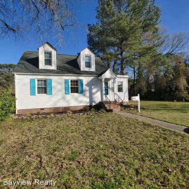 Main picture of 230 N Fourth St