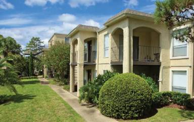 Main picture of Parkway Square Apartments