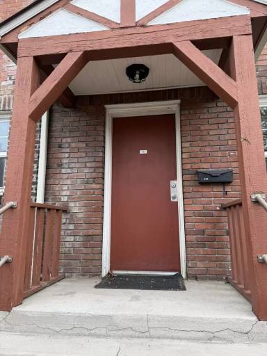 Main picture of 503 N Alameda Ave
