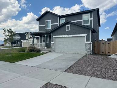 Main picture of 6074 Donahue Dr