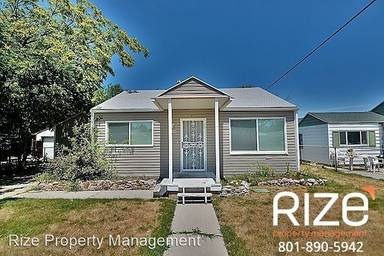 Main picture of 1188 W Gillespie Ave