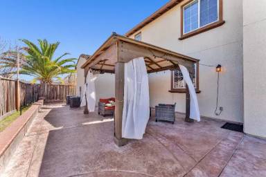 Main picture of 2312 Keats Ln