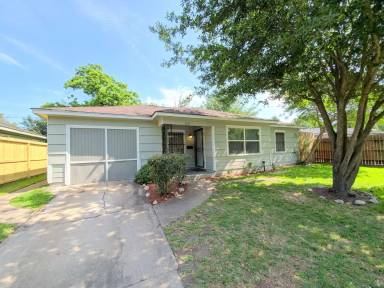 Main picture of 1223 Shawnee St