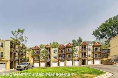 Main picture of 3201 Sunset Ridge Ct