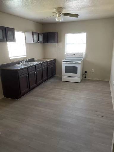 Main picture of 488 Stonewall St