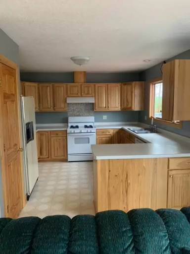 Main picture of 36889 Spang Rd