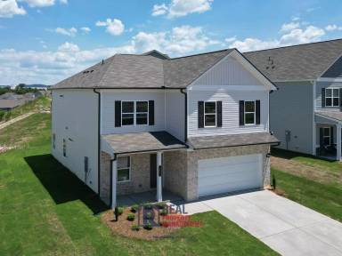 Main picture of 17 Arrington Dr
