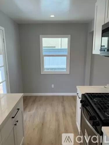 Main picture of 1351 Felspar St