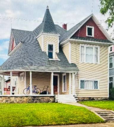 Main picture of 102 Jackson St