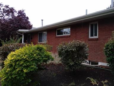 Main picture of 1400 S 2100 E