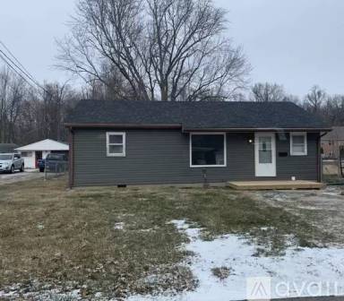 Main picture of 1152 Lakeview Dr