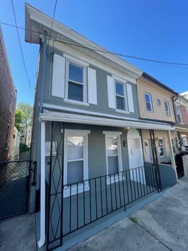 Main picture of 818 Anchorage St