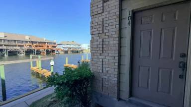 Main picture of 15421 Seamount Cay Ct