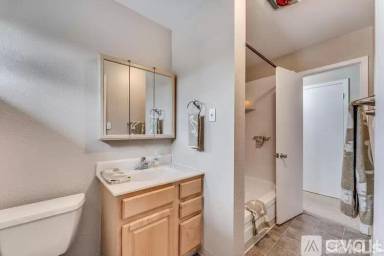 Main picture of 3450 4th St