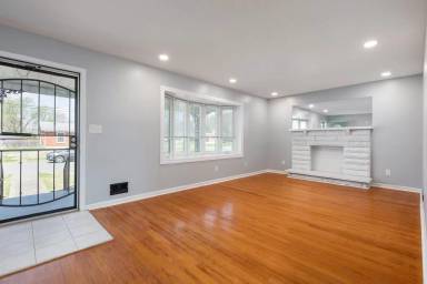 Main picture of 1702 Bonnyville Blvd