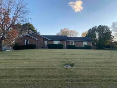 Main picture of 3056 Williamsburg Rd