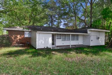 Main picture of 1707 Buena Vista Cir SE