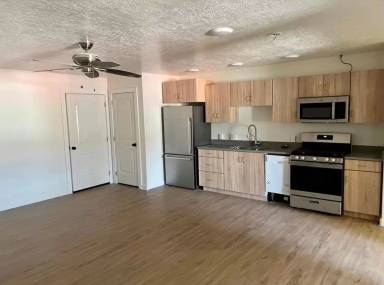 Main picture of 682 N 1450 W