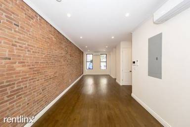 Main picture of 413 S 5th St