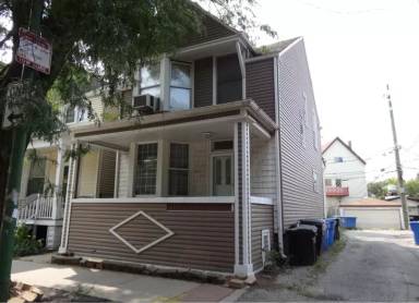 Main picture of 3542 N Hermitage Ave