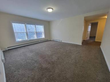 Main picture of 107 College St
