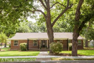 Main picture of 1610 N Ave