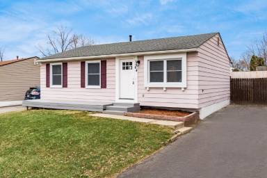 Main picture of 1664 Hollow Run Dr