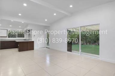 Main picture of 5708 Graves Ave