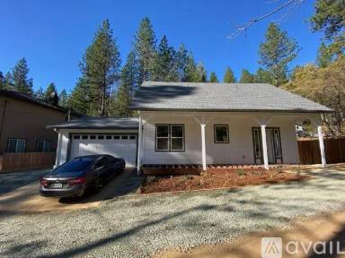 Main picture of 454 Carol Dr
