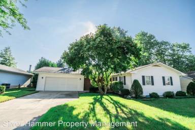 Main picture of 751 Dove Dr