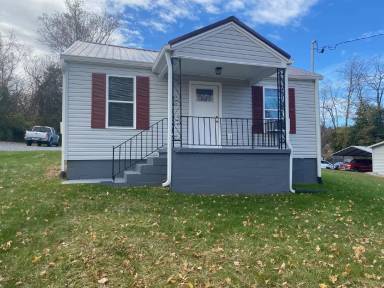 Main picture of 208 E Milligan Dr