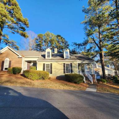 Main picture of 5712 Finsbury Ct