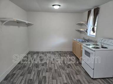 Main picture of 501 S Cypress