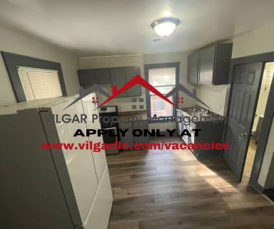 Main picture of 4215 Adams St