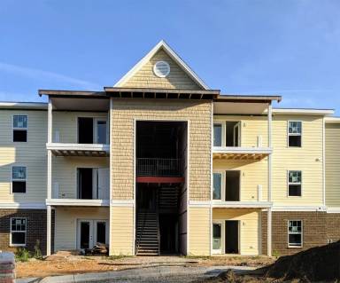 Main picture of Creekside Crossings Apartment Homes
