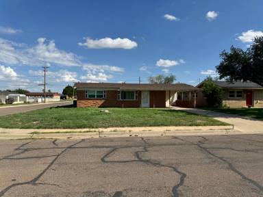Main picture of 2801 Kessler Ave
