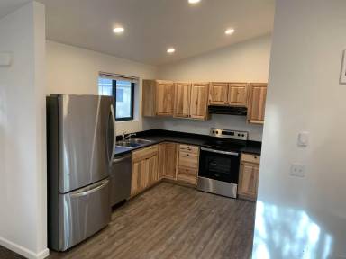 Main picture of 418 Maple Dr