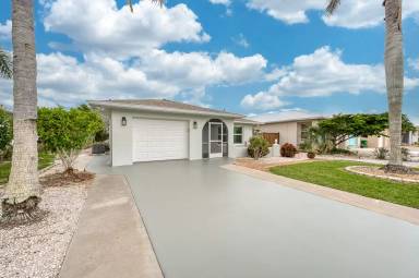 Main picture of 548 93rd Ave N