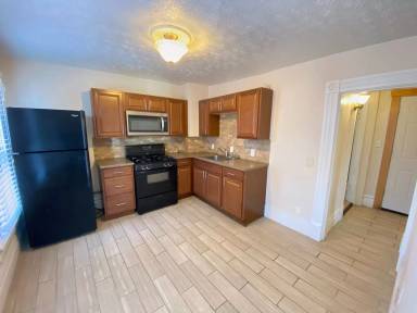 Main picture of 50 King Ave