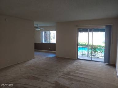 Main picture of Royal Oaks Apartments