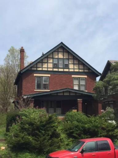Main picture of 150 E Frambes Ave