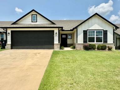 Main picture of 3616 E Rockport St